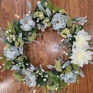 31" Year Round Wreath Dusty Blue Hydrangae